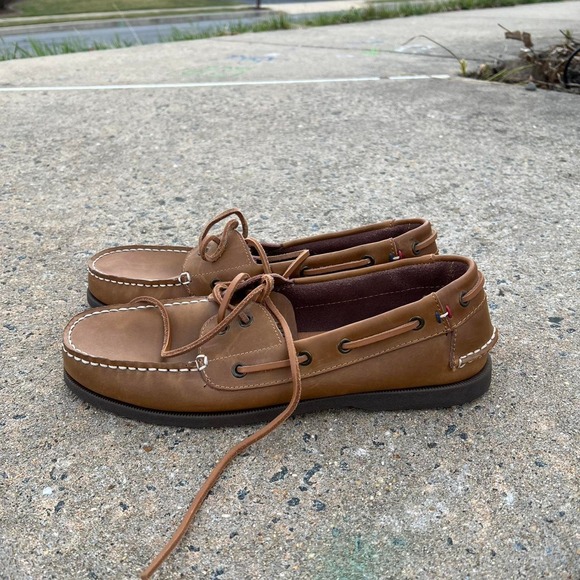 Tommy Hilfiger Other - Tommy Hilfiger Loafers size 9